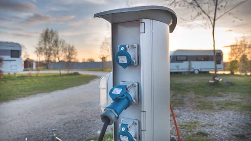 Electricity in motorhomes and caravans: Shore power - but the right way