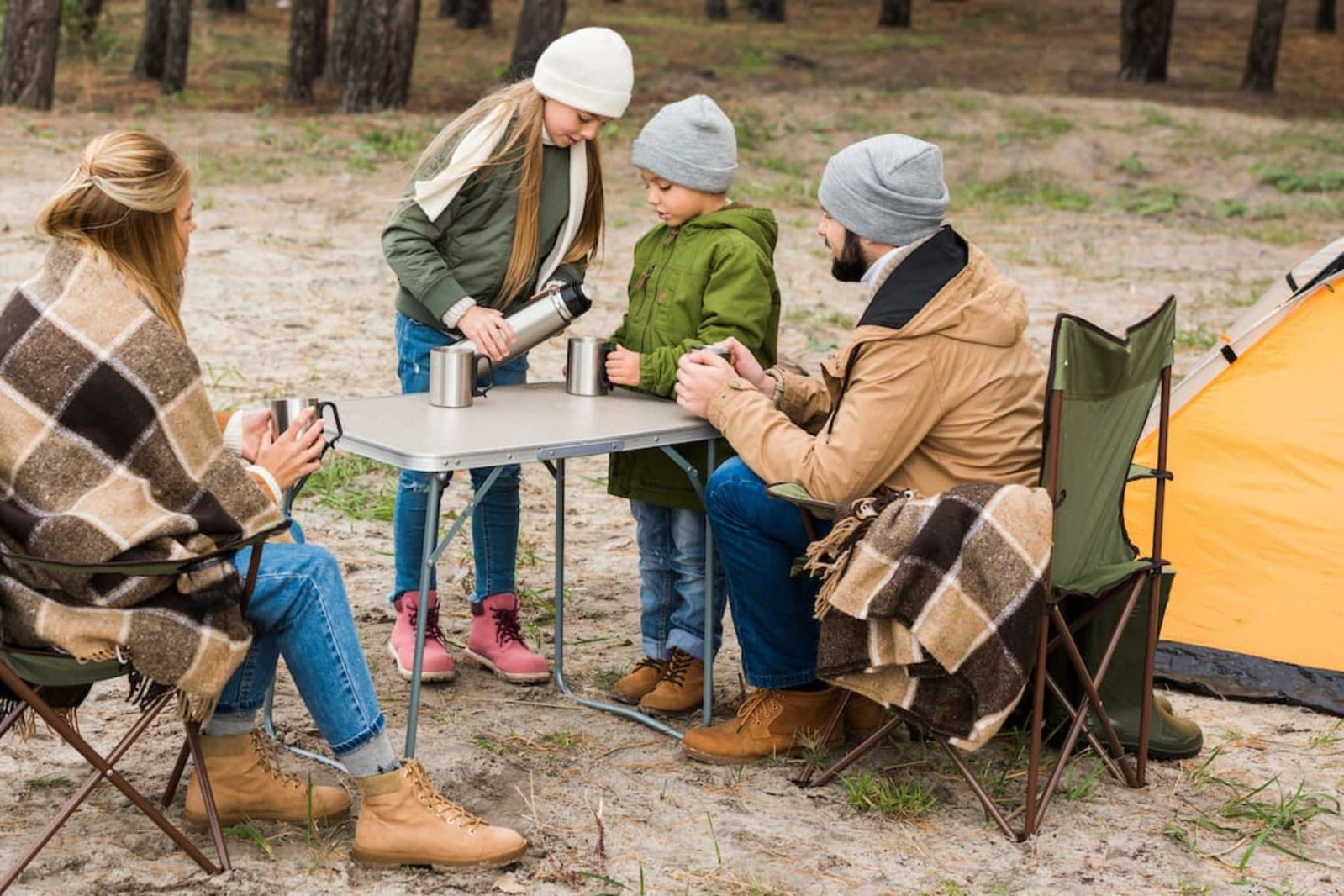 Compact & stable: the best camping table