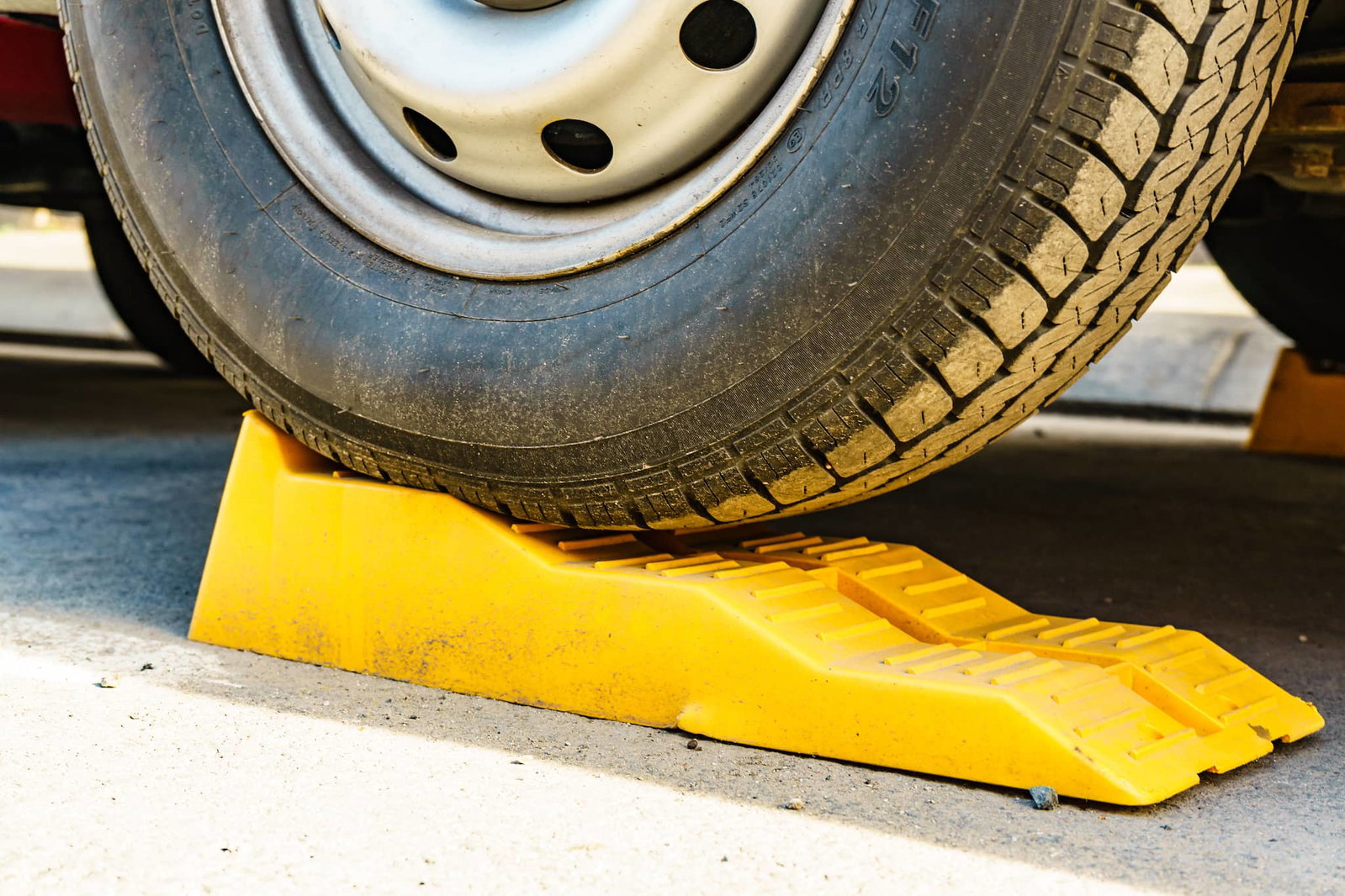 The best wheel chocks - so that nothing gets out of alignment