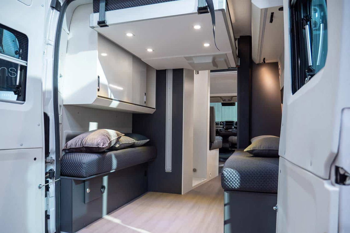 Adria TWIN 600 Innenraum