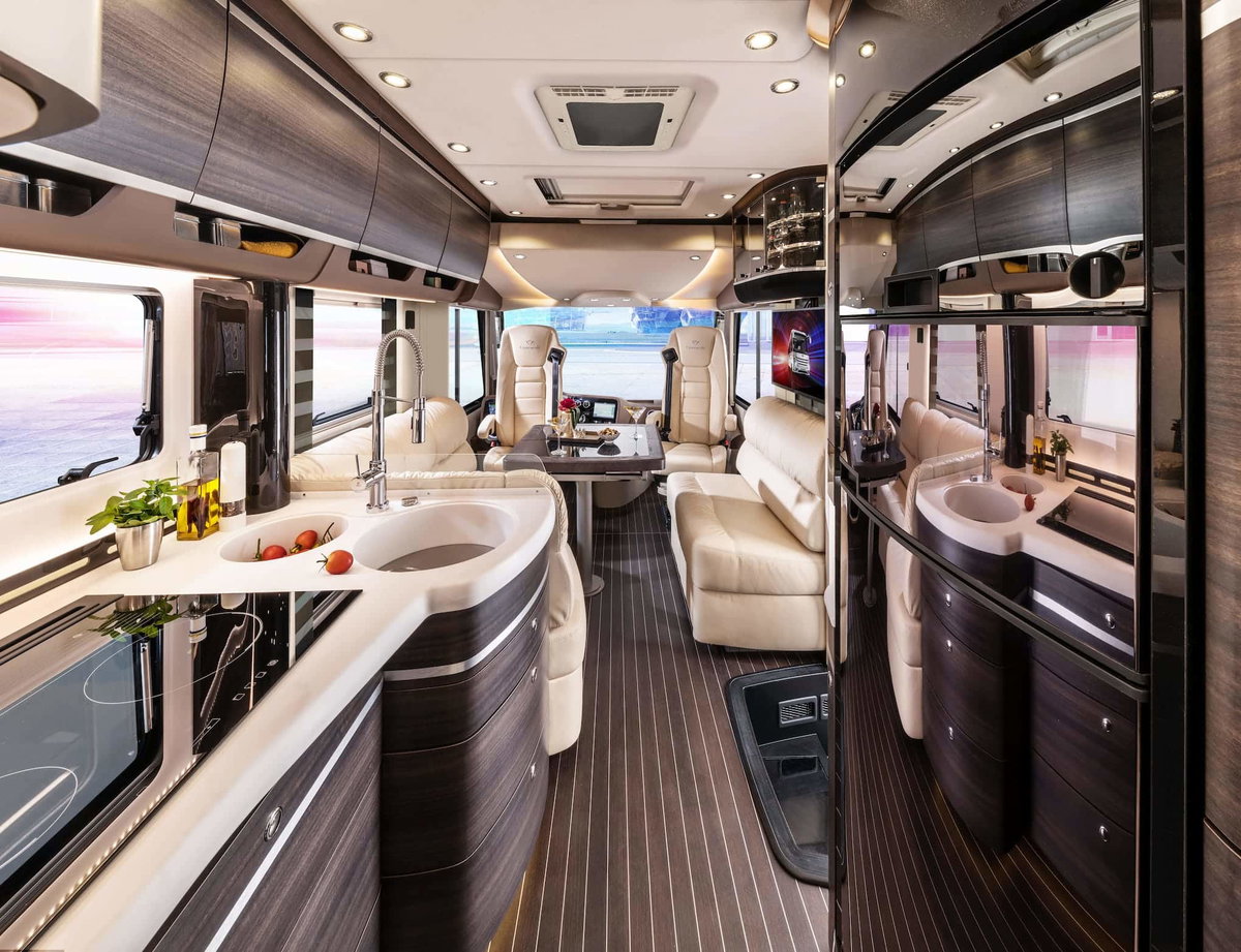 Concorde Centurion Daily luxury motorhome