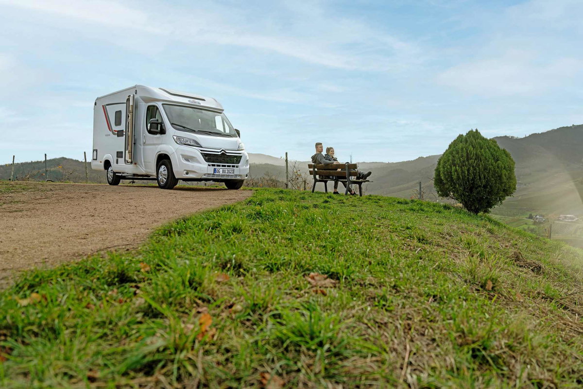 With its narrow body width of 2.20 meters, the Nexxo Van is compact for a semi-integrated vehicle. (c) Bürstner GmbH &amp;amp; Co. KG