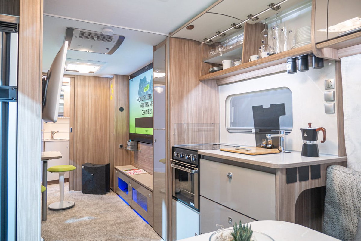Fendt Concept Work & Connect Adfendture Caravan Salon 2023 Modell Work Küche