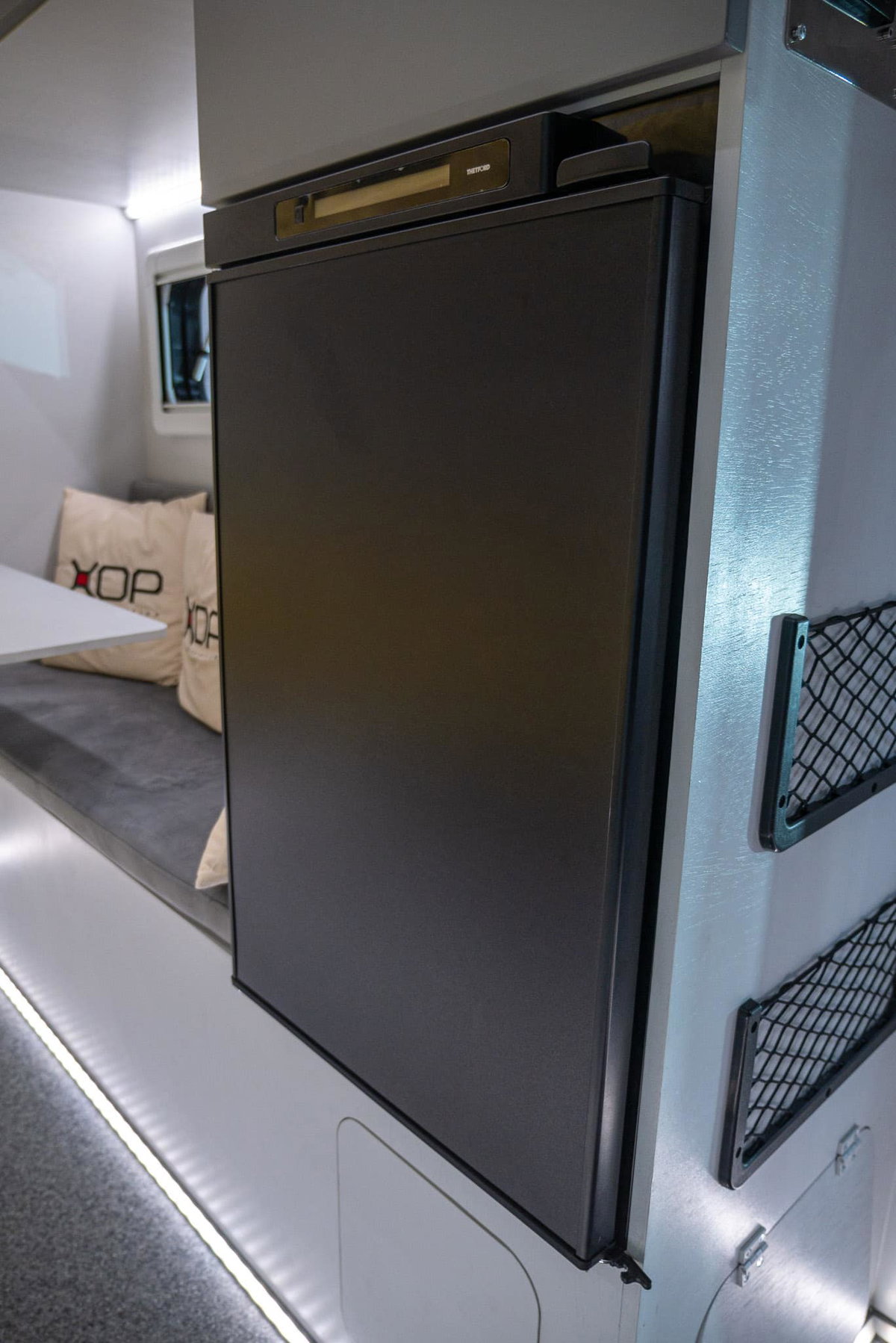 XOP Sumo 2024 Kühlschrank Caravan Salon 2023