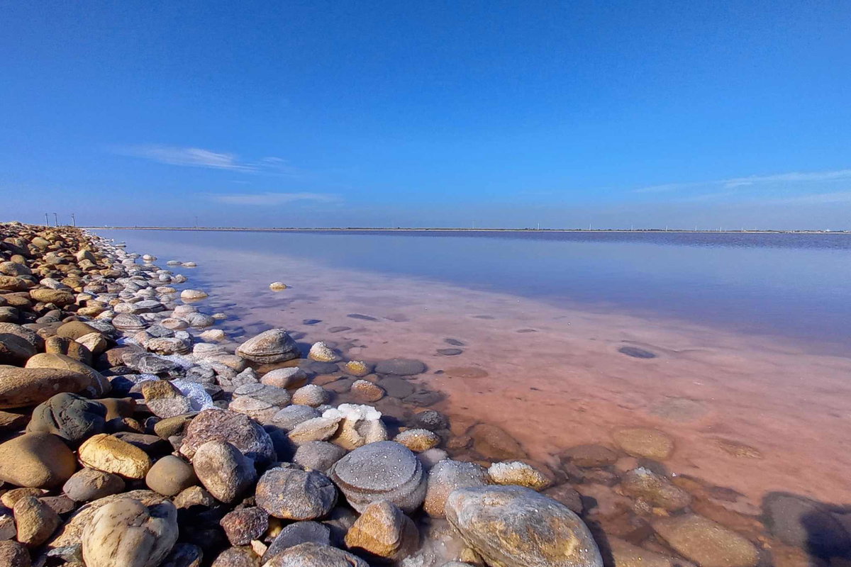 Camargue Camping - Salt fields