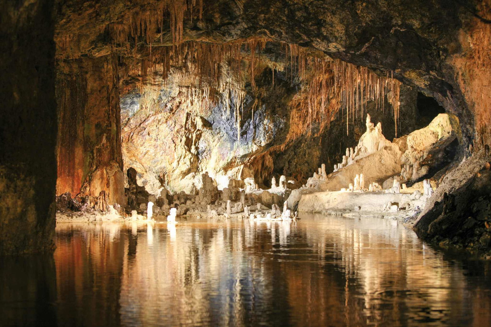 Camping near spectacular caves in Germany - a top 10 selection