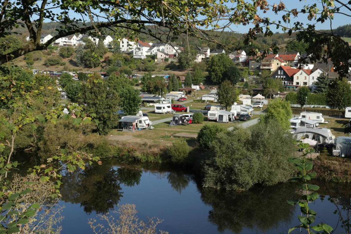 Camping near spectacular caves in Germany - Kristallhöle