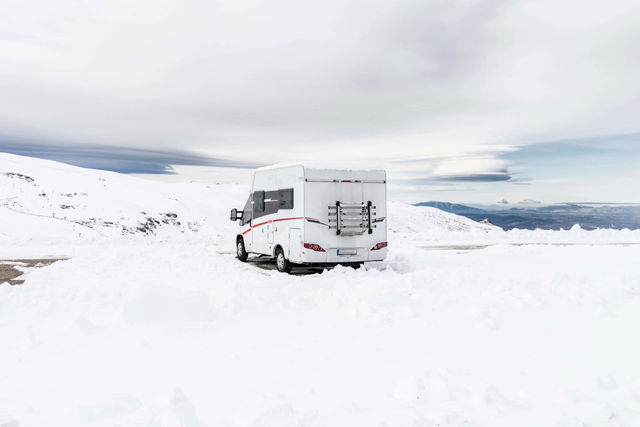 Winter camping: 15 products for a cozy camping day
