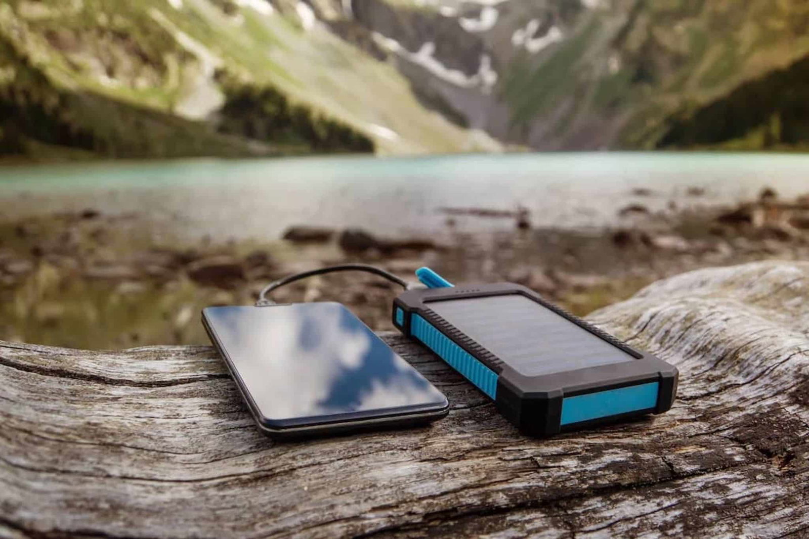 The best solar power bank - your power connection on the go