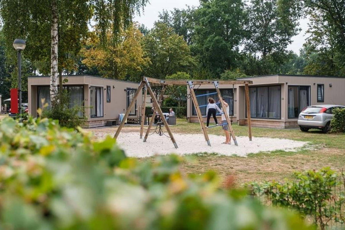Camping Netherlands Rental accommodation De Pallegarste