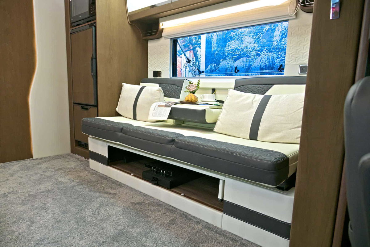 Deddle RV Carbonic Liner 78 - Sofa Caravan Salon 2024