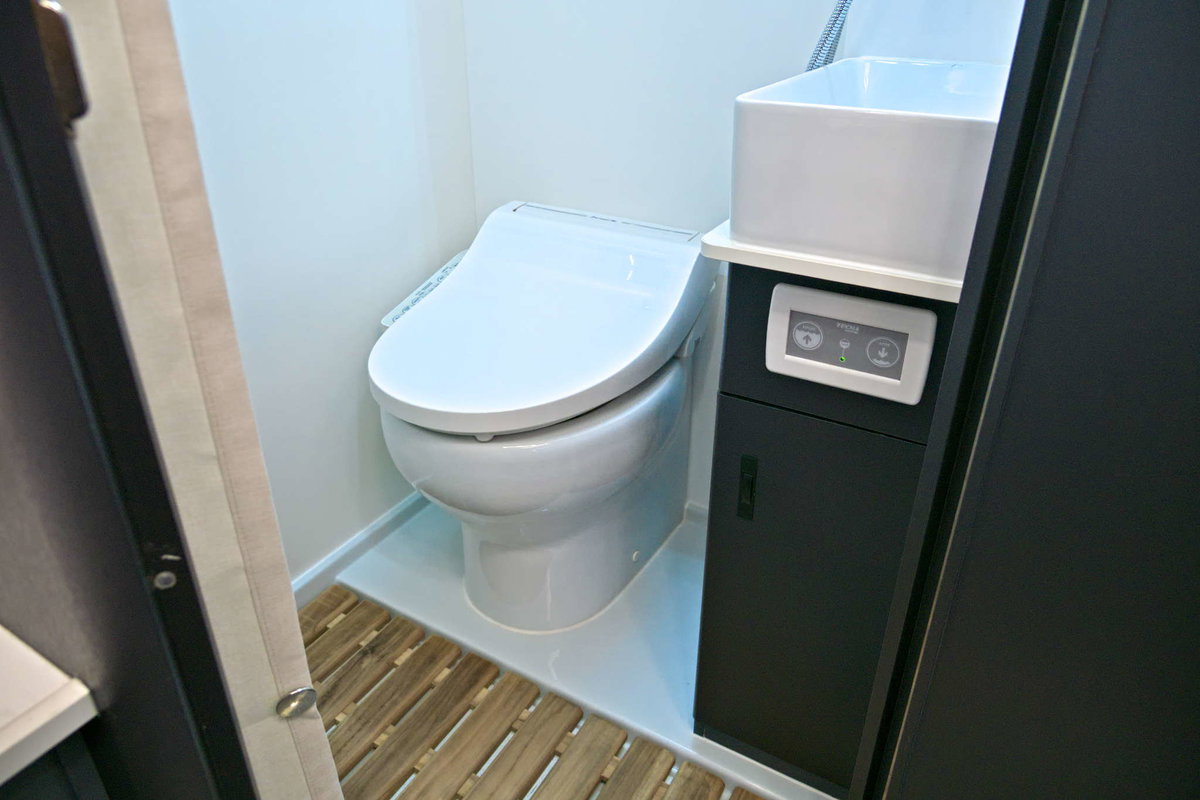 Deddle RV EASY TOUR E-MAX - Toilette Caravan Salon 2024