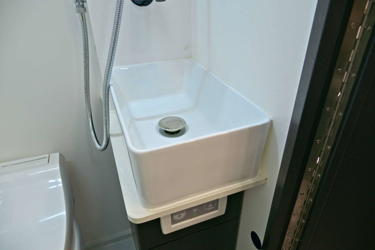 Deddle RV EASY TOUR E-MAX - Waschbecken Caravan Salon 2024