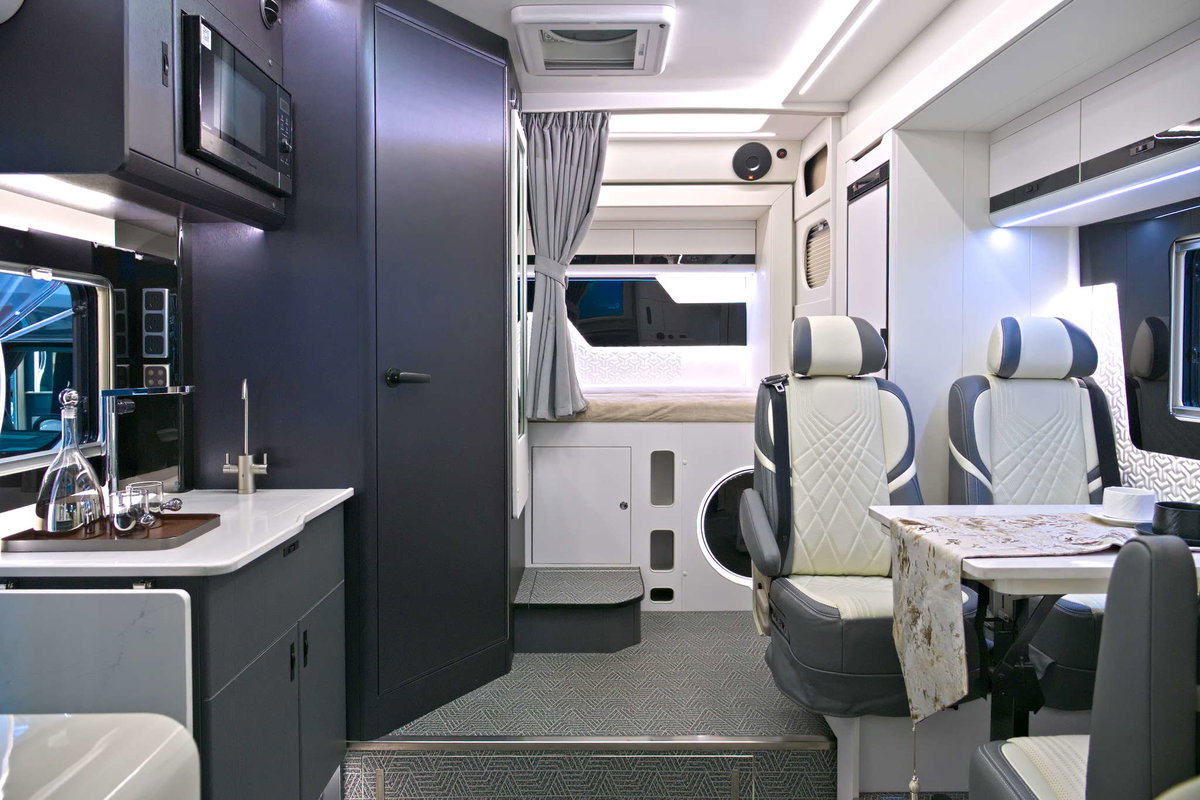 Deddle RV EASY TOUR E-MAX - Interieur Caravan Salon 2024