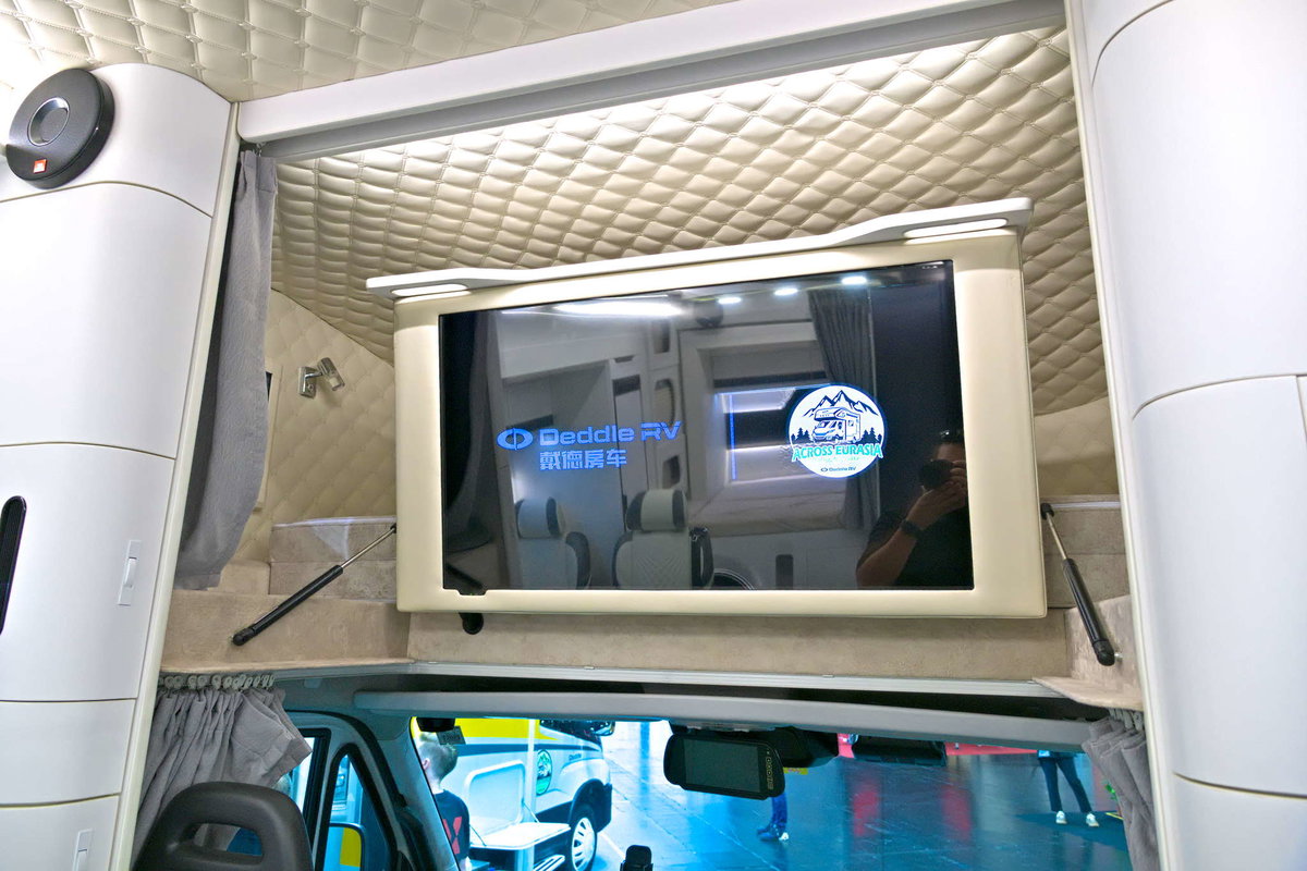 Deddle RV EASY TOUR E-MAX - Smart-TV Caravan Salon 2024