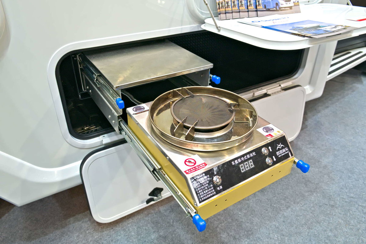 Deddle RV EASY TOUR E-PRO - Dieselkocher Caravan Salon 2024