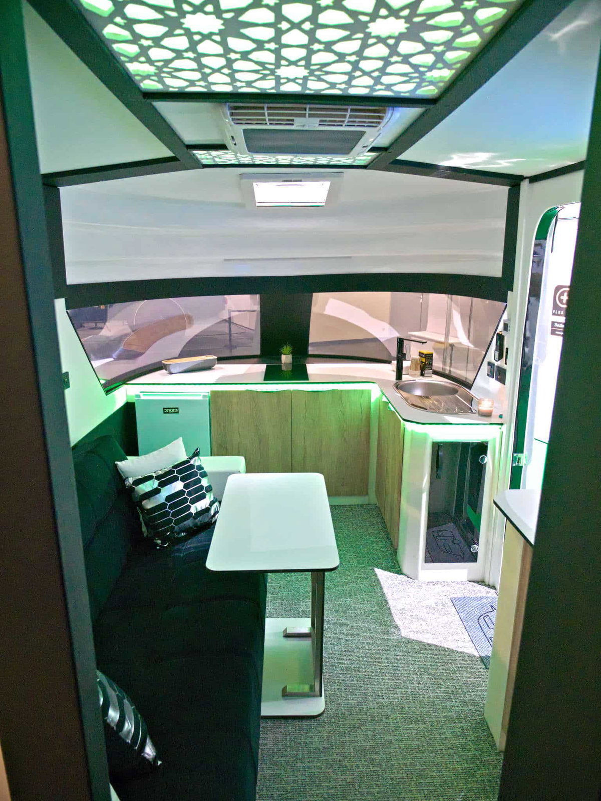 Derubis Series 7 Ambiente-Beleuchtung Caravan Salon 2024