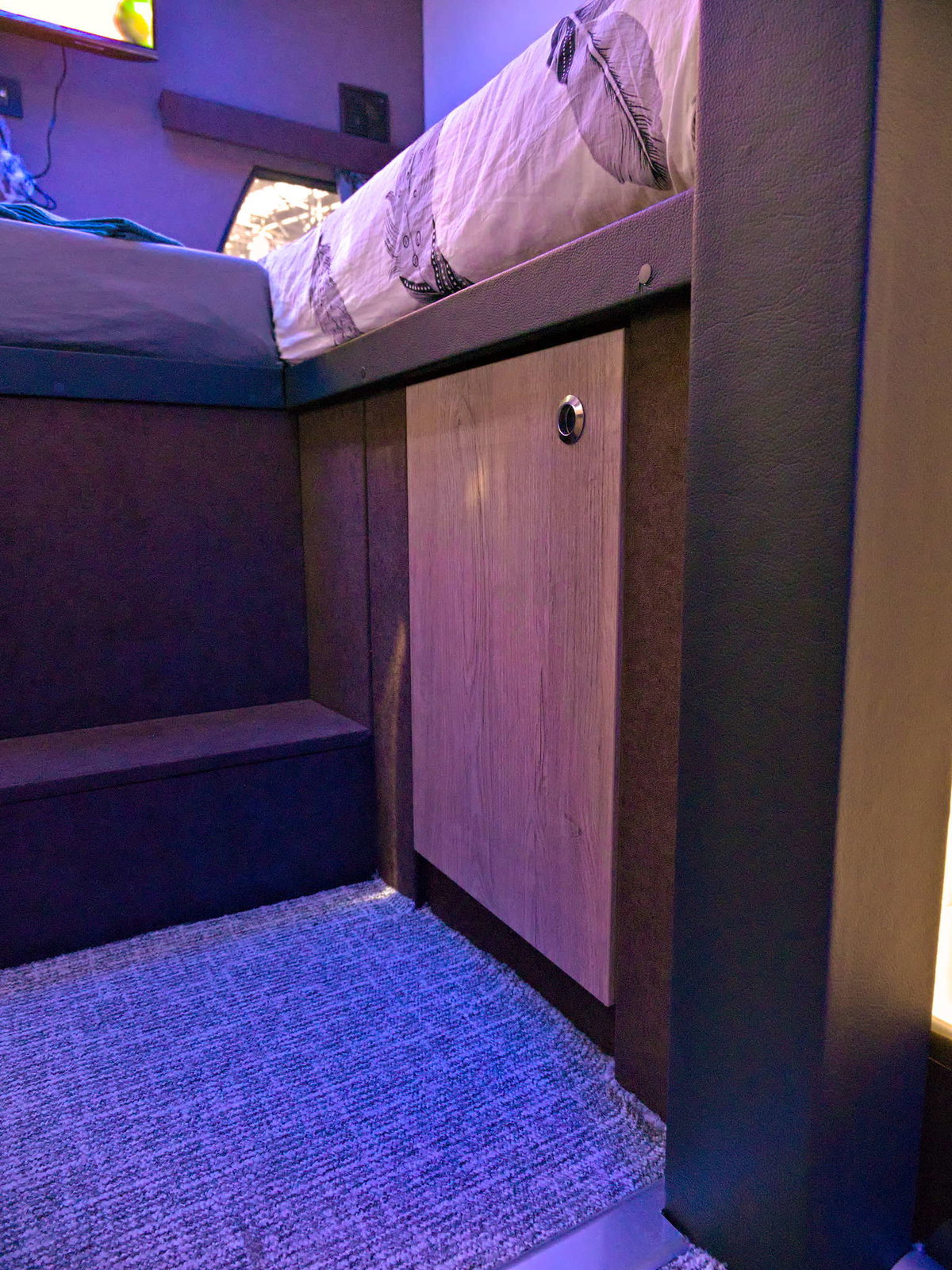 Derubis Series 7 Schrank Caravan Salon 2024