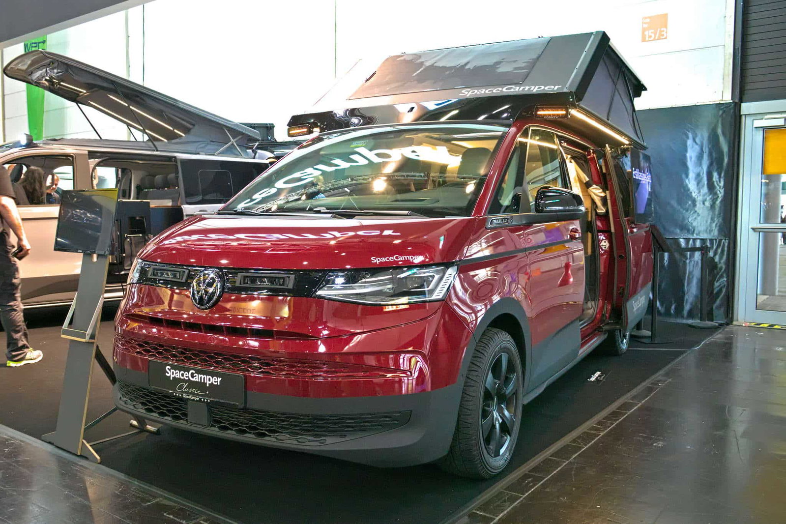 Innovations Caravan Salon 2024: SpaceCamper Roof - ground-breaking roof tent and pop-up roof in one
