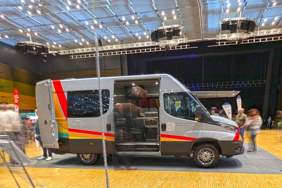 LMC MODO Iveco Daily Switch at the CMT 2025 The modular system for self-conversion