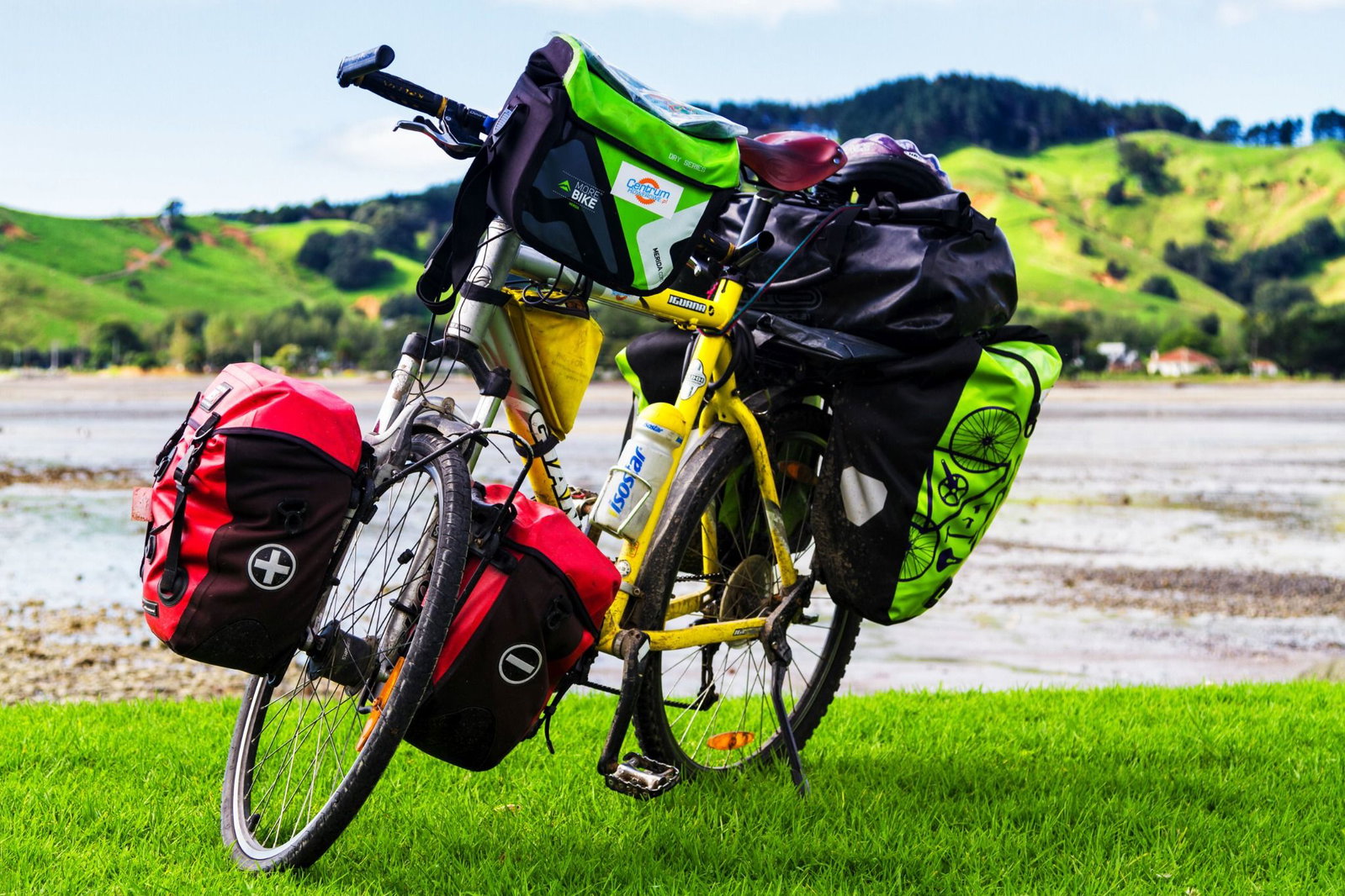 Bikepacking: Adventure on two wheels - tips for affordable equipment and the best routes