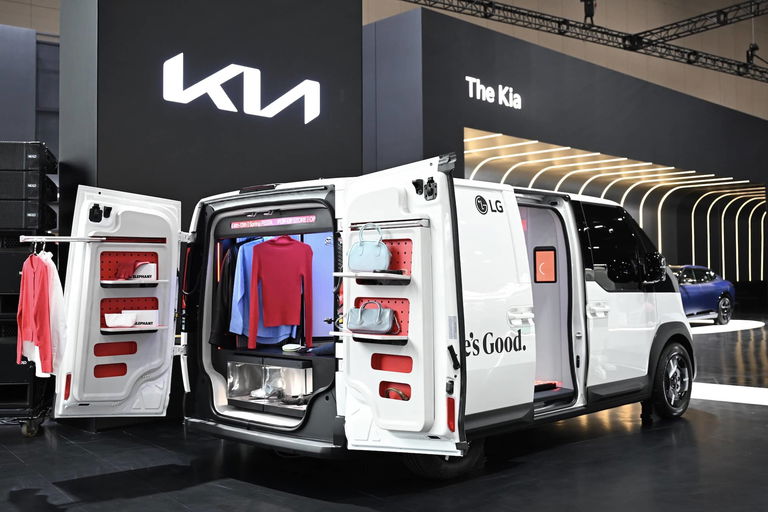 Technology meets adventure: KIA and LG present futuristic camping concept