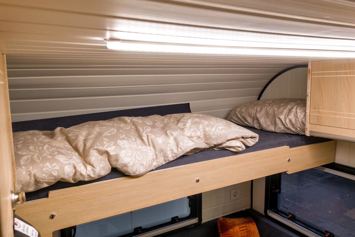 Drittes Bett im Mini-Wohnwagen Ankaravan Mini 270