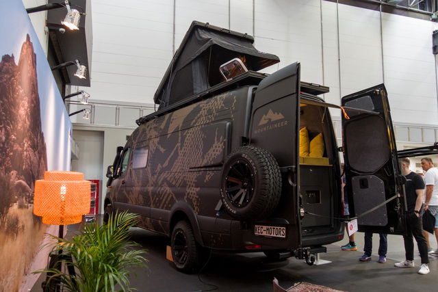 From Recording Studio to Off-Road: This Off-Road Camper Uses a Brilliant Cross-Innovation Concept
