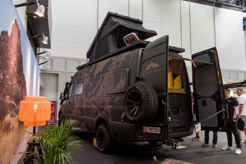 From Recording Studio to Off-Road: This Off-Road Camper Uses a Brilliant Cross-Innovation Concept