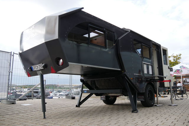 Raptor XC (3rd Gen. – 2027): Rugged off-road caravan with slide-out for more living space